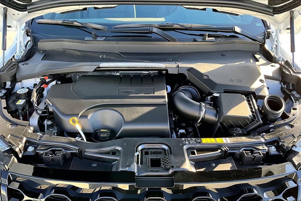New 2026 Land Rover Discovery Sport Landmark AWD/4WD image 12