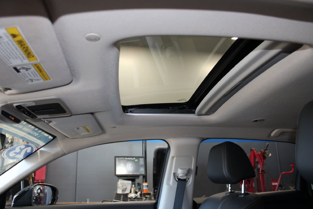 Used 2023 Honda HR-V EX-L image 25