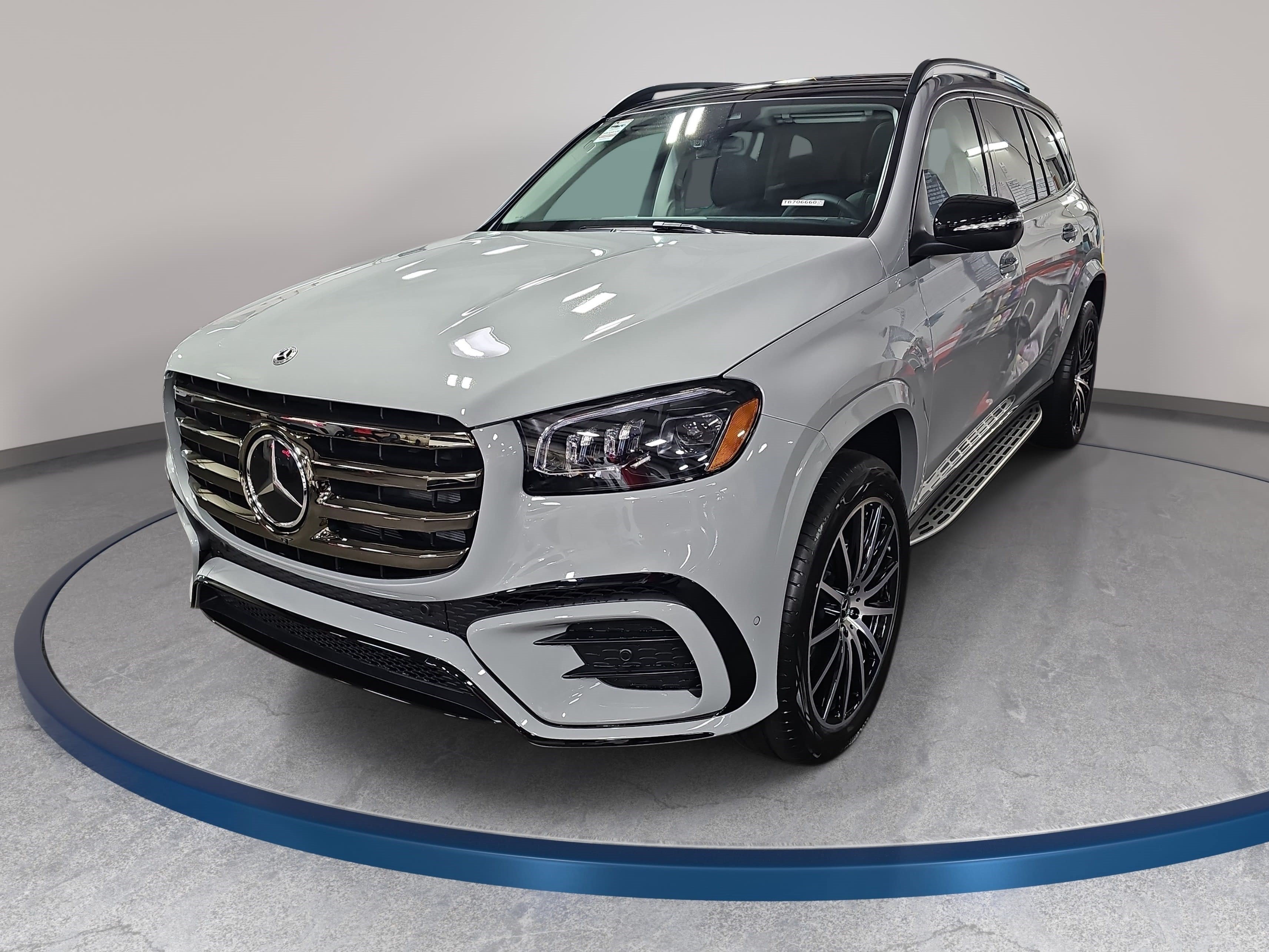 New 2026 Mercedes-Benz GLS 450 4MATIC image 1