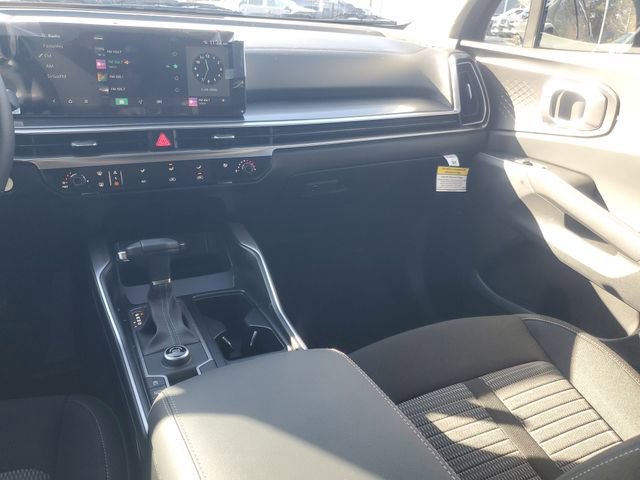 New 2026 Kia Sorento LX FWD image 11