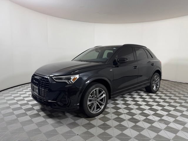 Certified 2023 Audi Q3 2.0T Premium Plus w/ Premium Plus Package AWD/4WD image 3