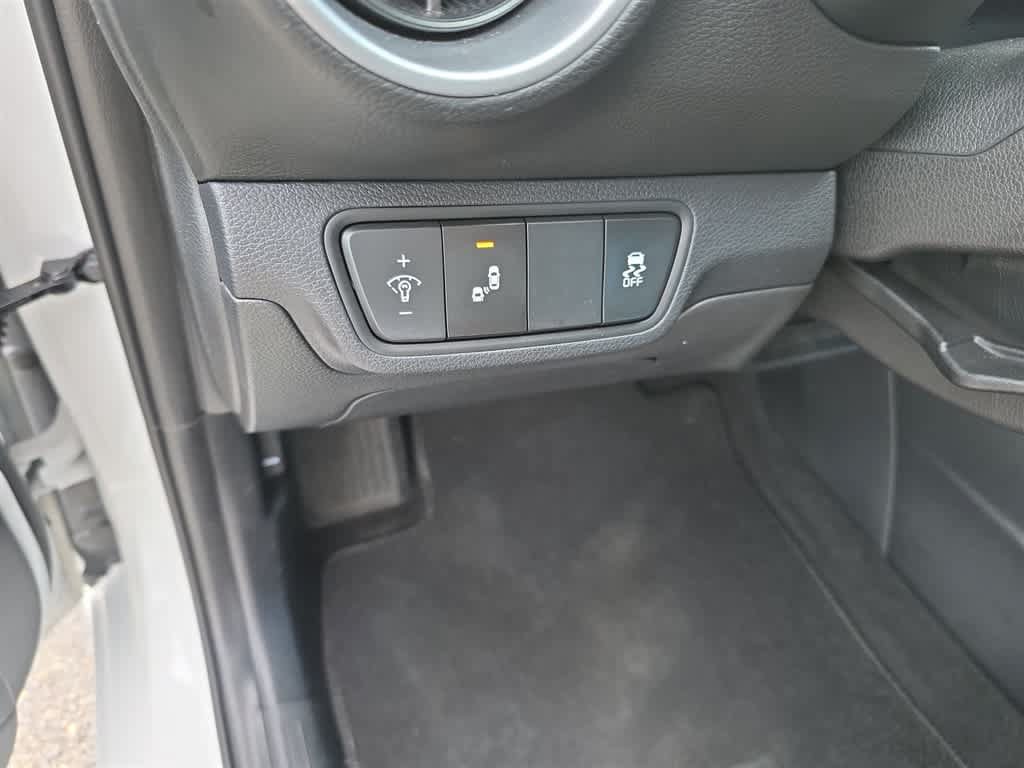 Used 2024 Kia Forte LXS w/ LXS Technology Package FWD image 23