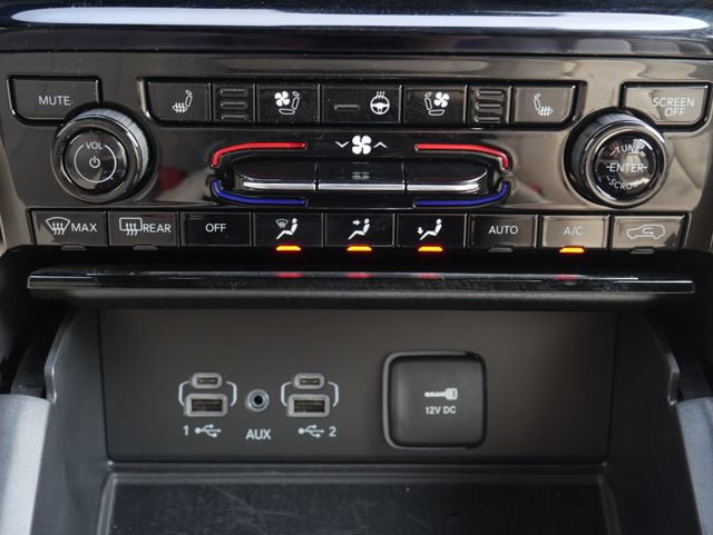 Used 2025 Jeep Grand Cherokee Limited w/ Luxury Tech Group II AWD/4WD image 22