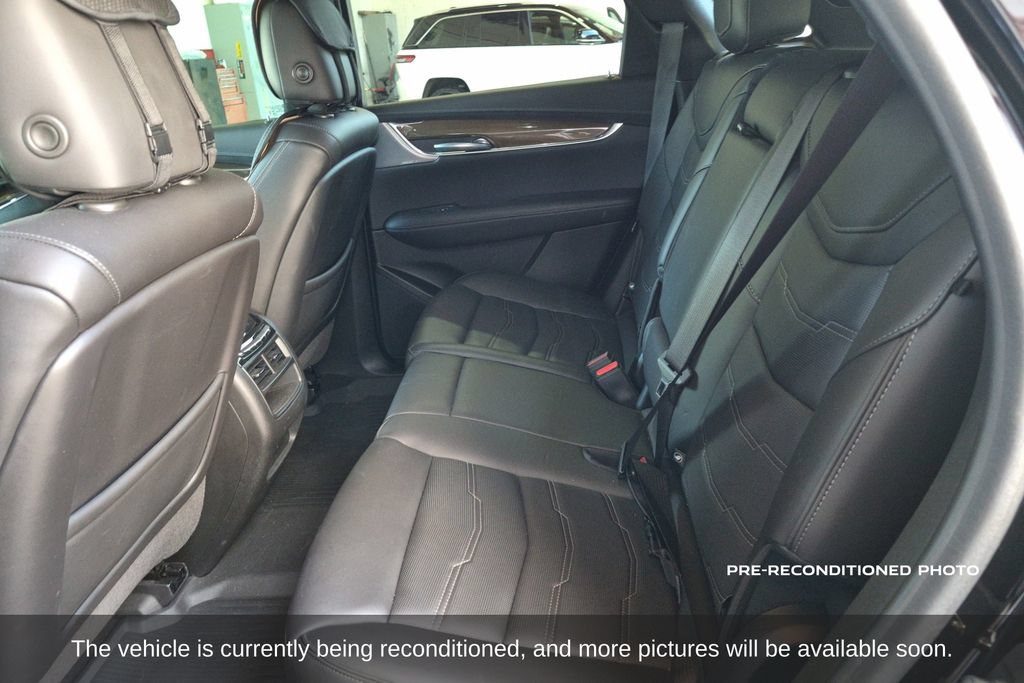 Used 2021 Cadillac XT5 Sportv w/ Platinum Package AWD/4WD image 12