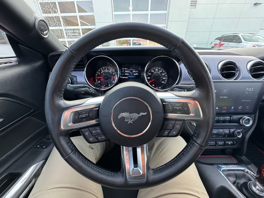 Used 2017 Ford Mustang GT RWD image 10