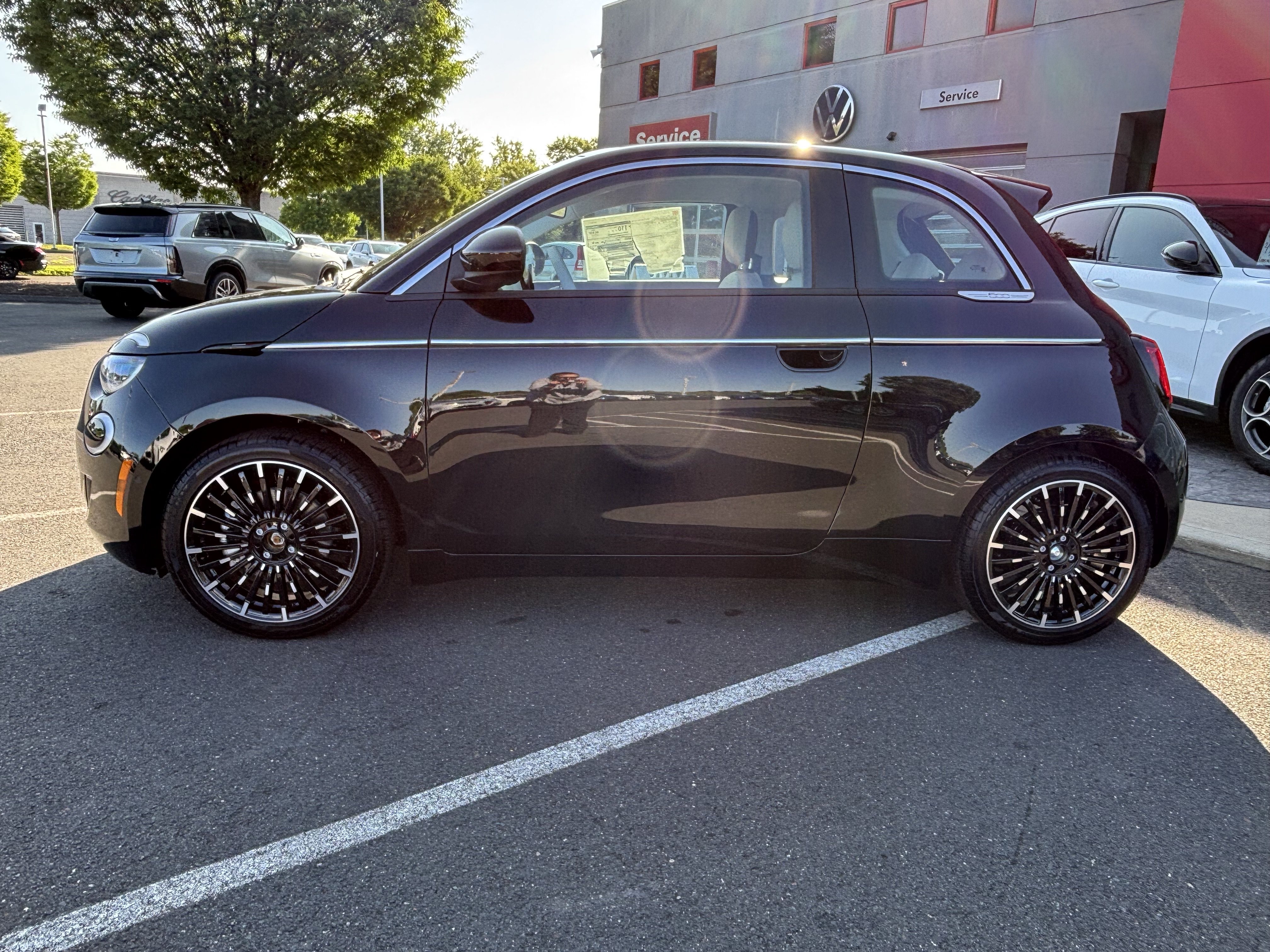 New 2026 FIAT 500 e Icona w/ Quick Order Package 21R FWD image 4