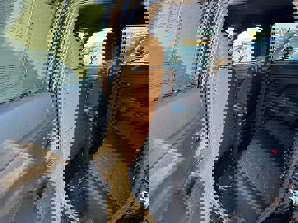 Used 2025 Mitsubishi Outlander Sport AWD image 36