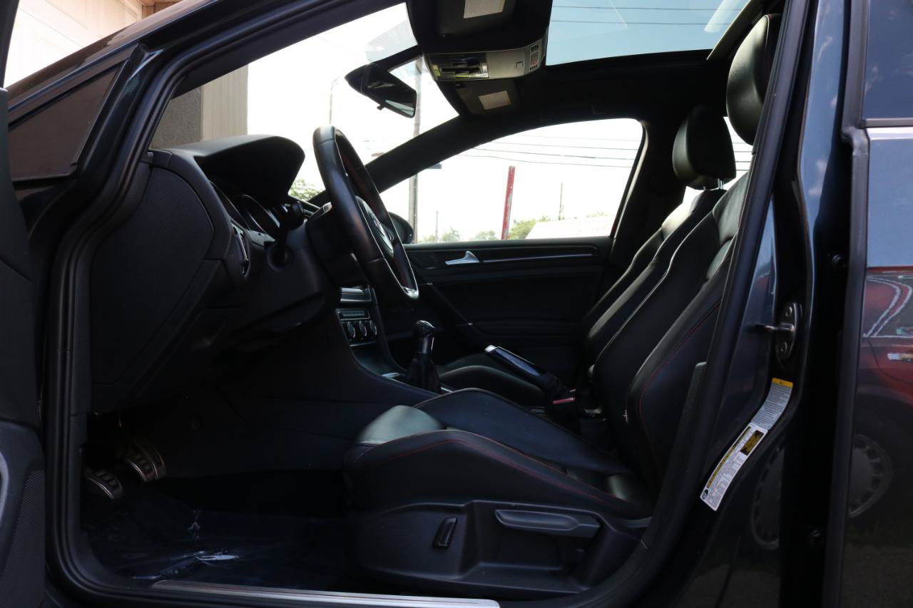 Used 2015 Volkswagen GTI SE w/ Lighting Package (SEL) FWD image 22