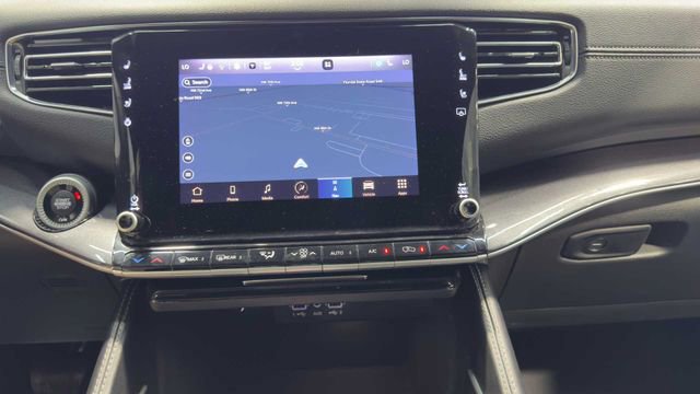 Used 2023 Jeep Wagoneer 2WD image 32