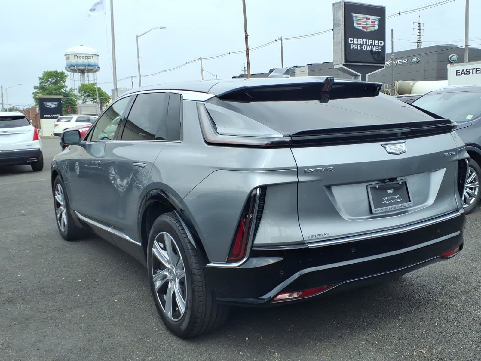 Certified 2024 Cadillac Lyriq Tech AWD/4WD image 7