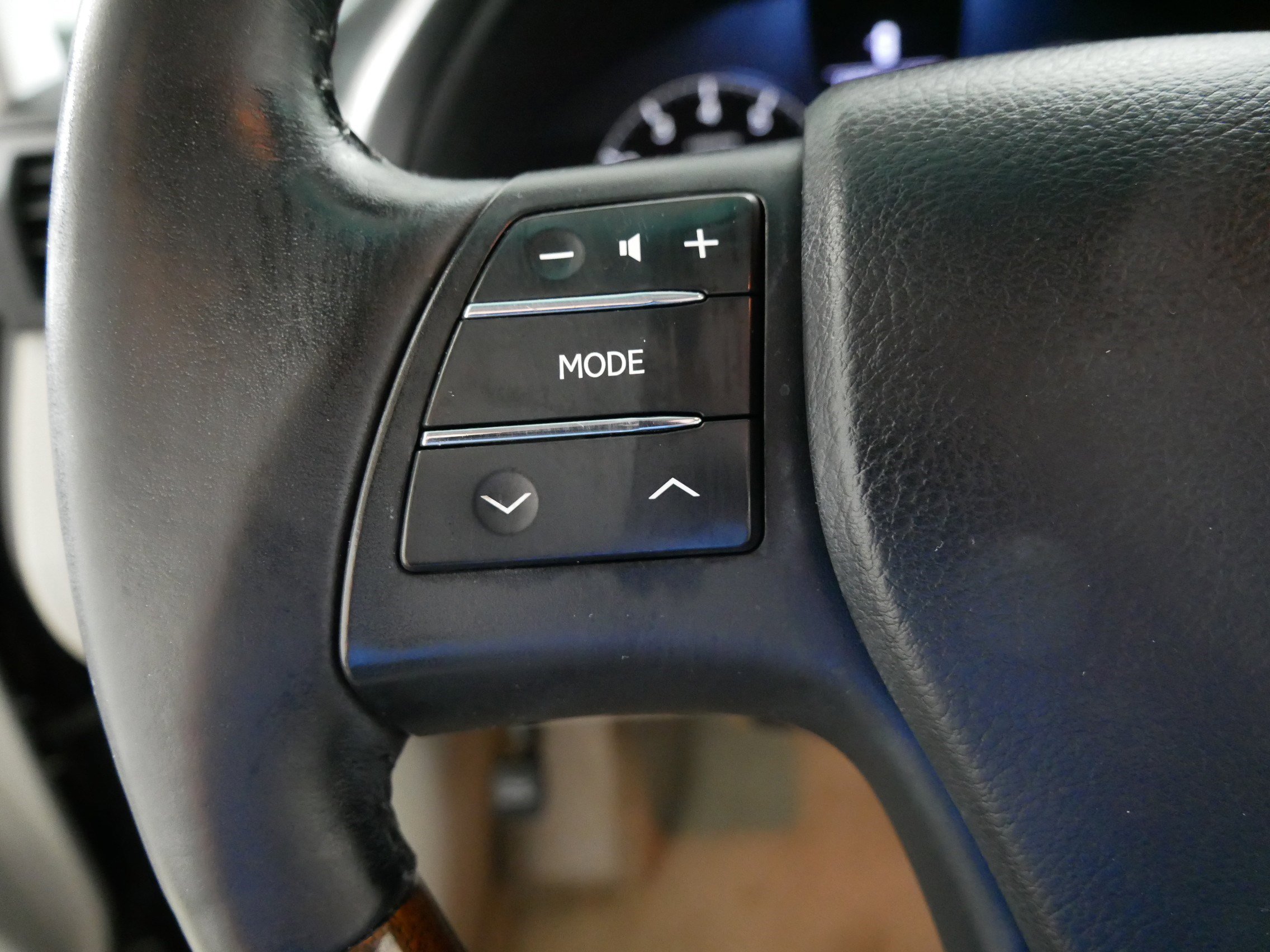 Used 2011 Lexus RX 350 AWD w/ Premium Pkg image 27