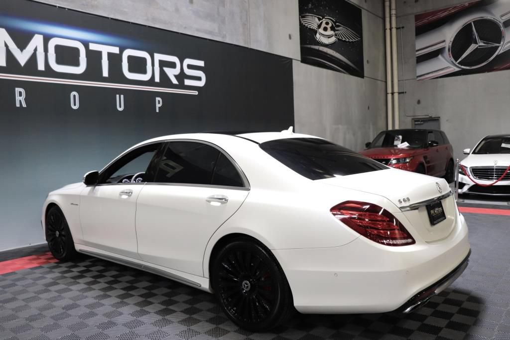 Used 2015 Mercedes-Benz S 63 AMG 4MATIC Sedan image 4