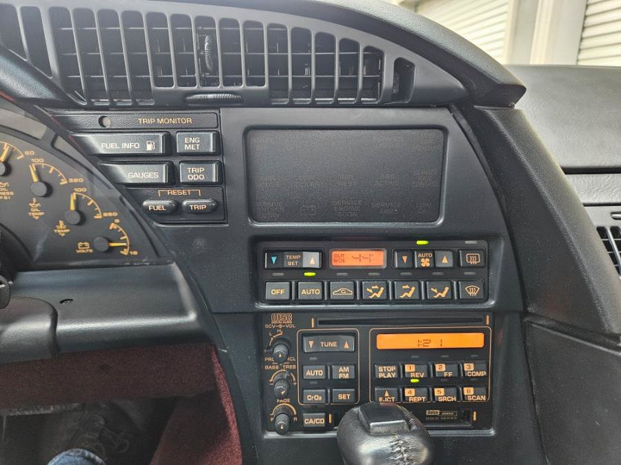 Used 1993 Chevrolet Corvette Coupe RWD image 8
