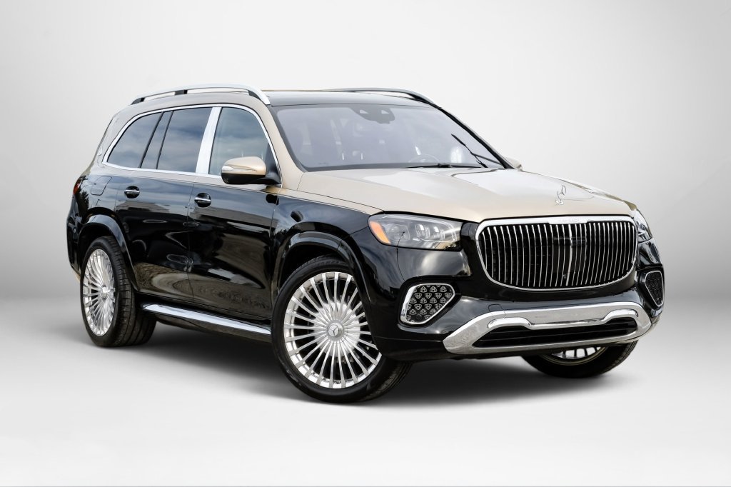 Used 2024 Mercedes-Benz Maybach GLS 600 4MATIC image 4