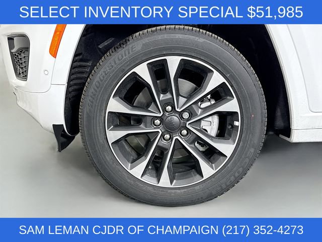 New 2025 Jeep Grand Cherokee L Overland w/ Trailer Tow Package image 32