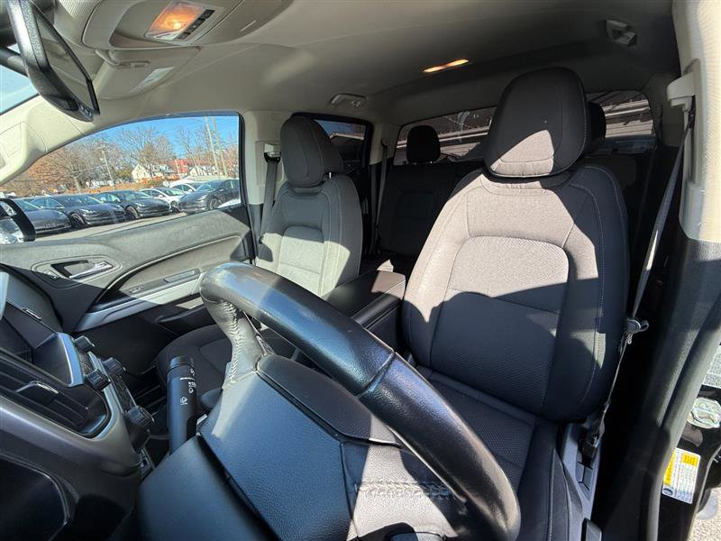 Used 2022 Chevrolet Colorado LT w/ Redline Special Edition image 10