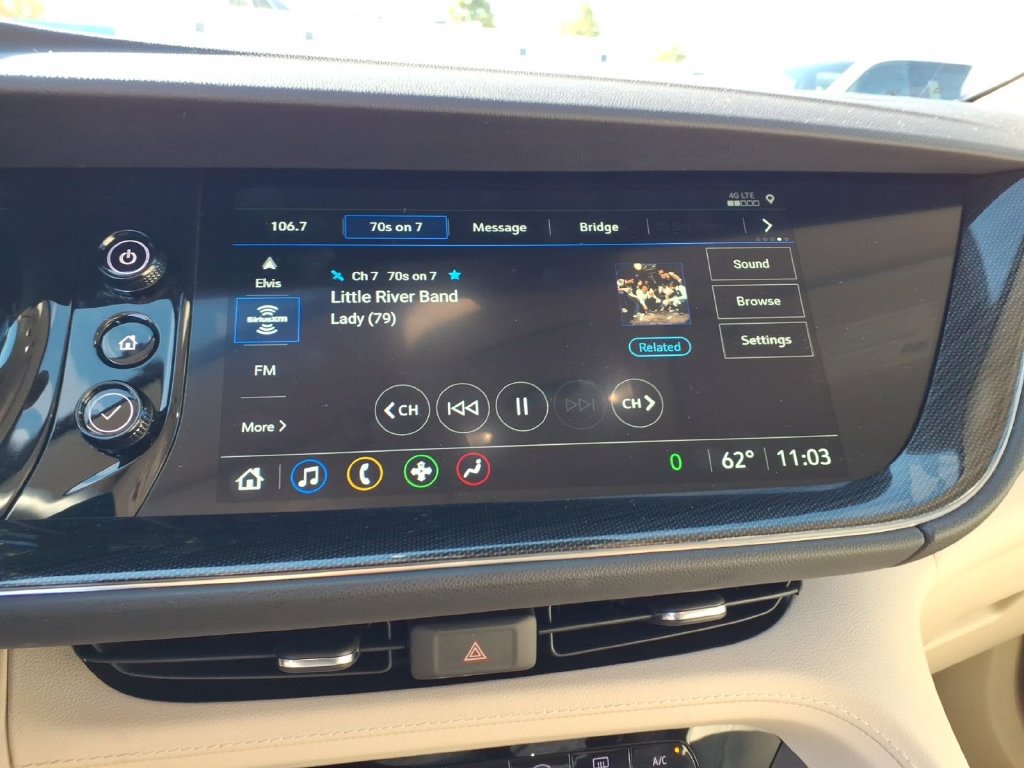 Used 2023 Buick Envision Essence AWD/4WD image 17