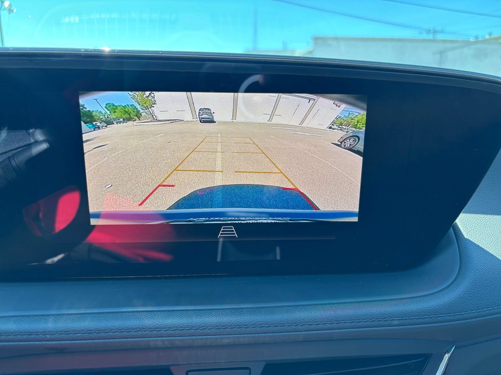 Used 2025 Buick Encore GX Preferred FWD image 23