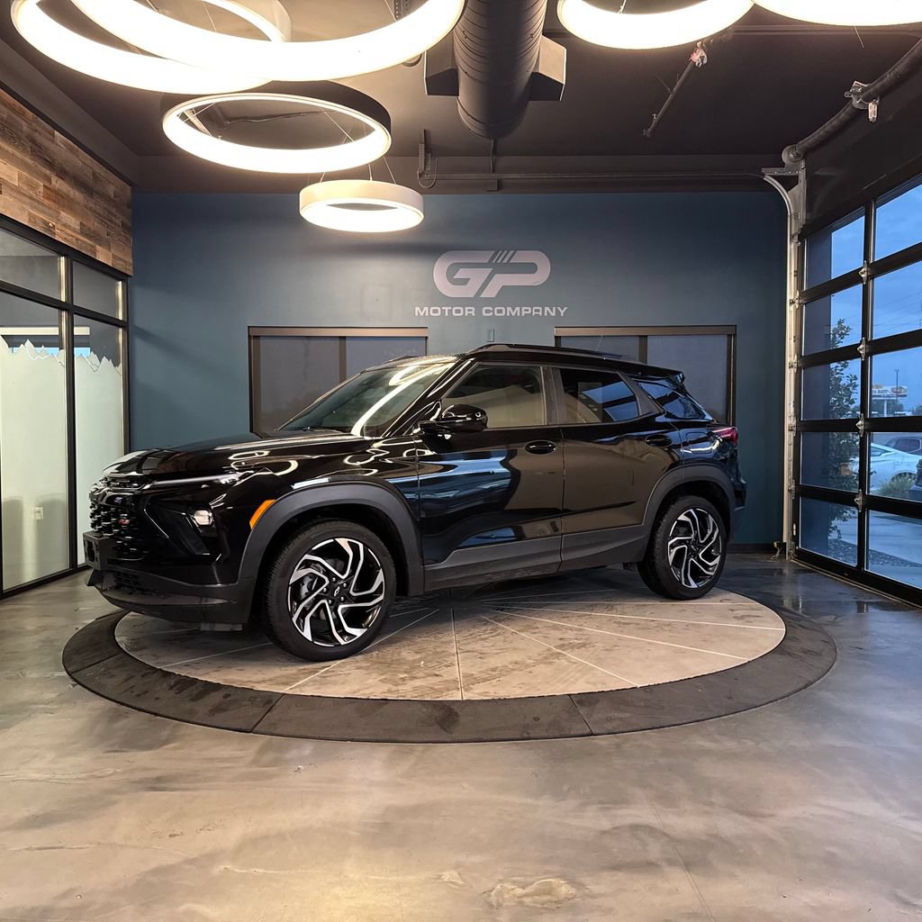 Used 2025 Chevrolet TrailBlazer RS FWD image 7