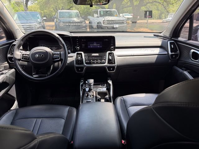 Used 2021 Kia Sorento SX image 17