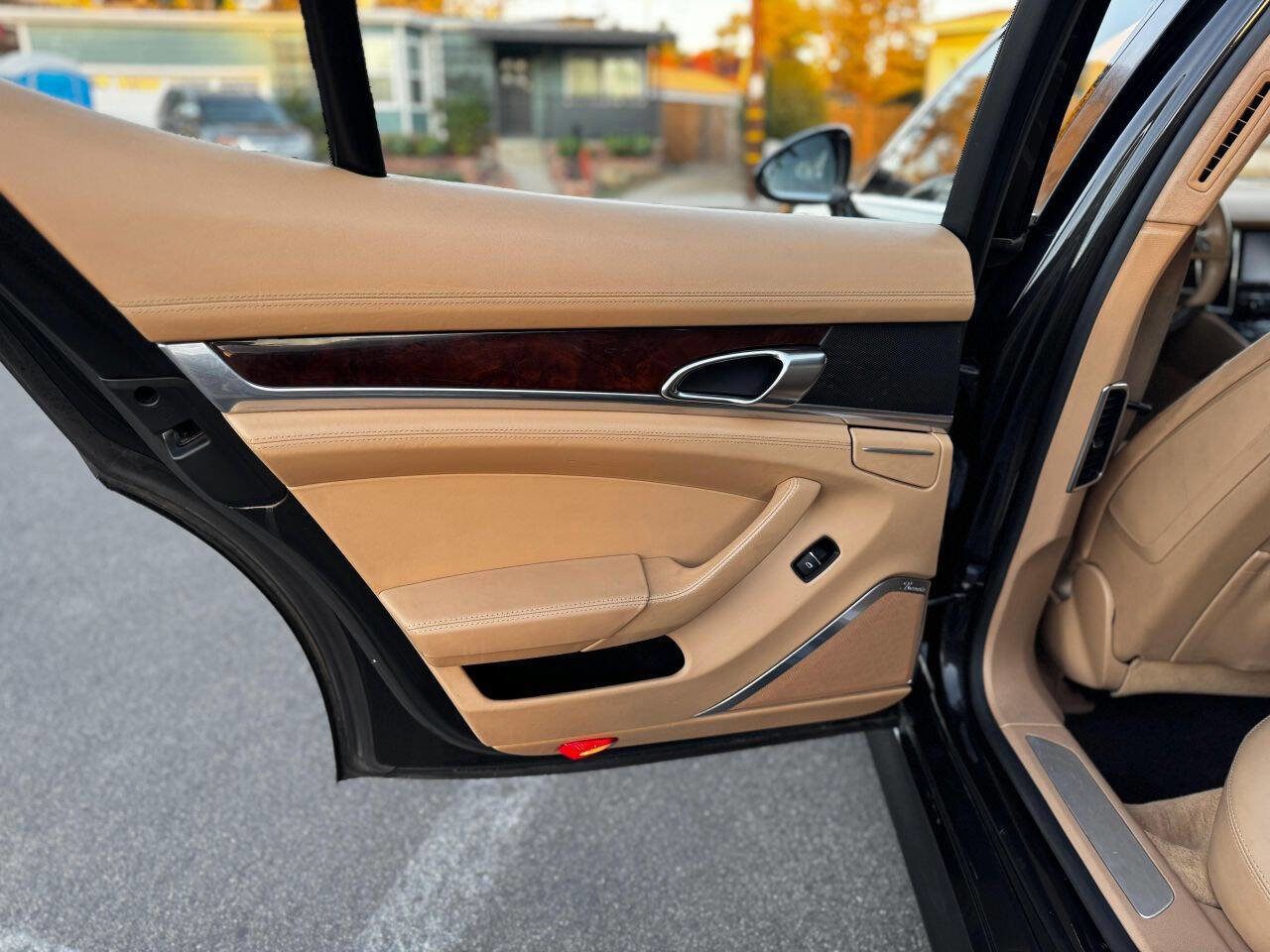 Used 2010 Porsche Panamera Turbo image 18