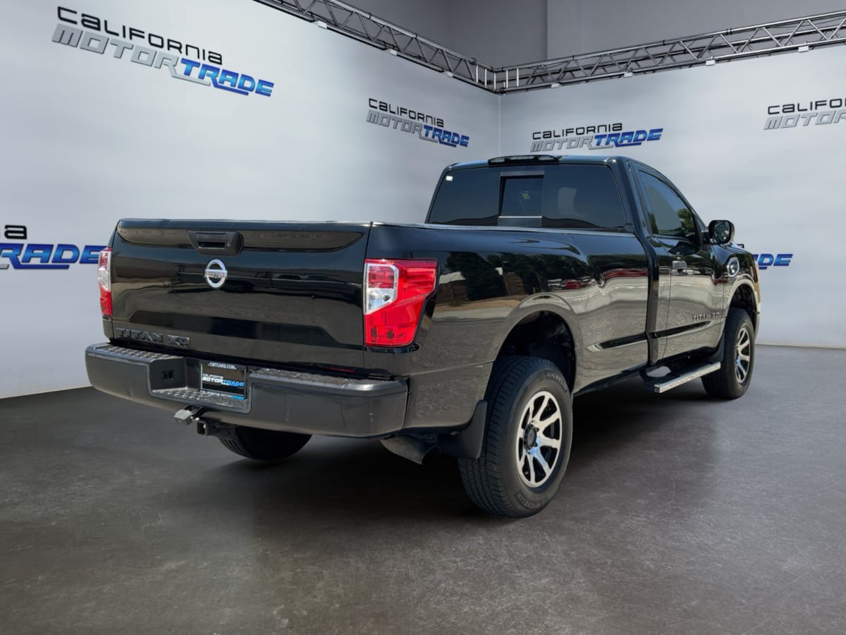 Used 2017 Nissan Titan S RWD image 5