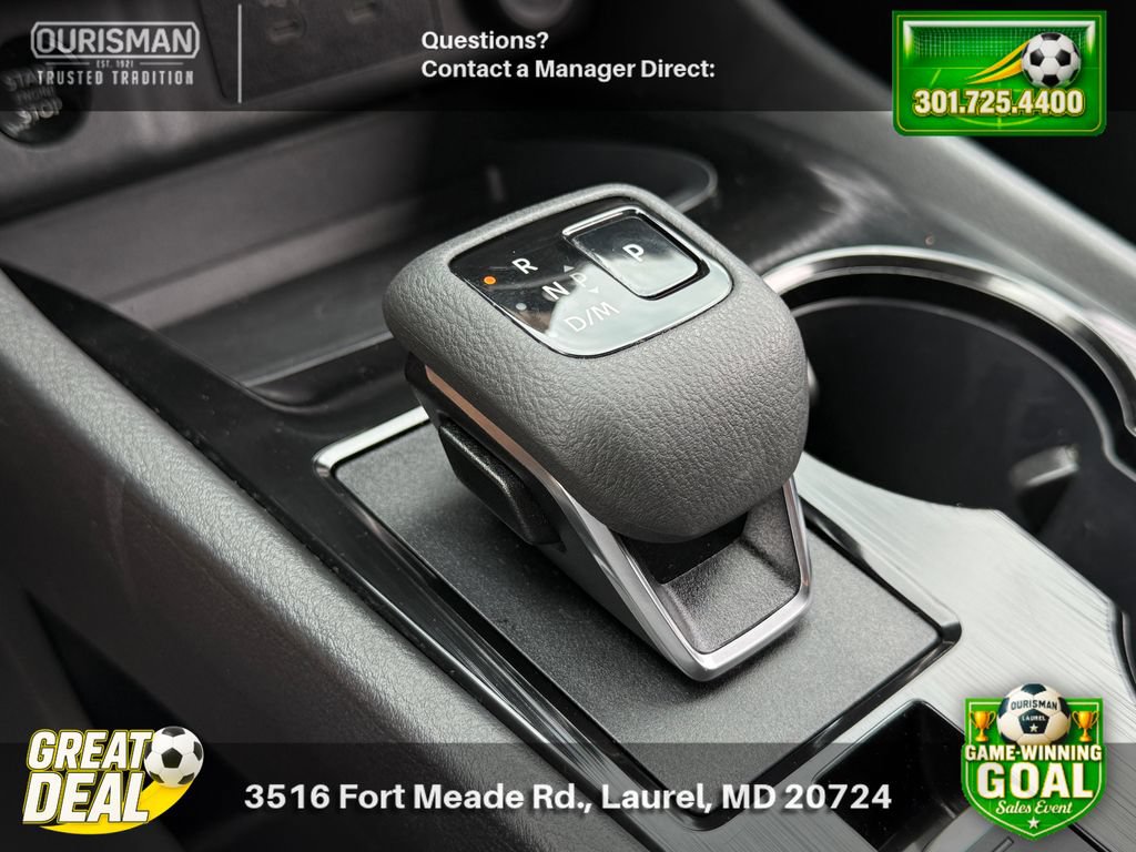 Used 2025 Nissan Rogue SV FWD image 27