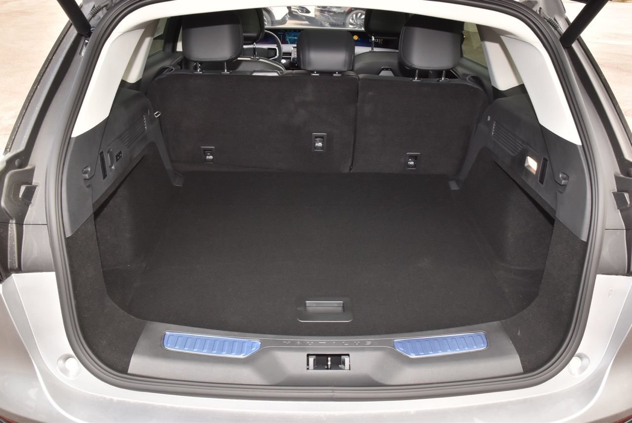 New 2026 Lincoln Nautilus Reserve AWD/4WD image 45