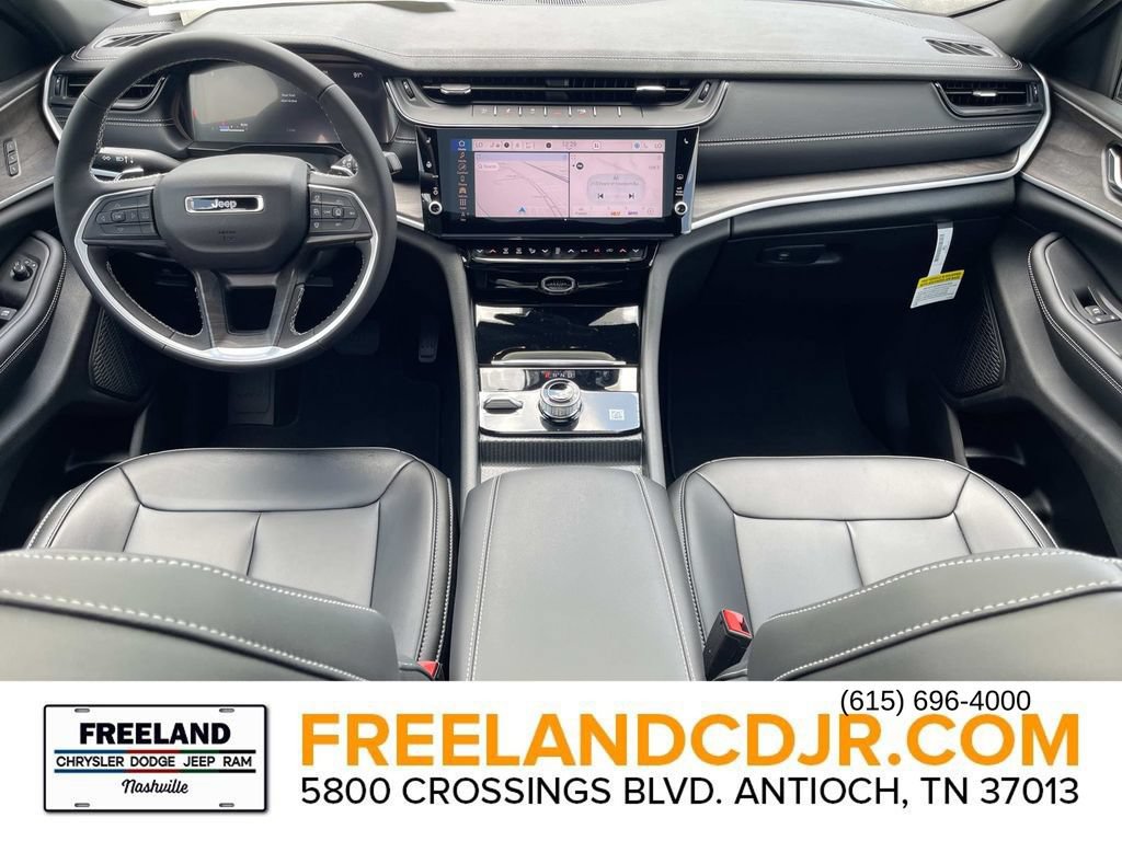 New 2026 Jeep Grand Cherokee L Limited w/ Limited Altitude Package AWD/4WD image 16