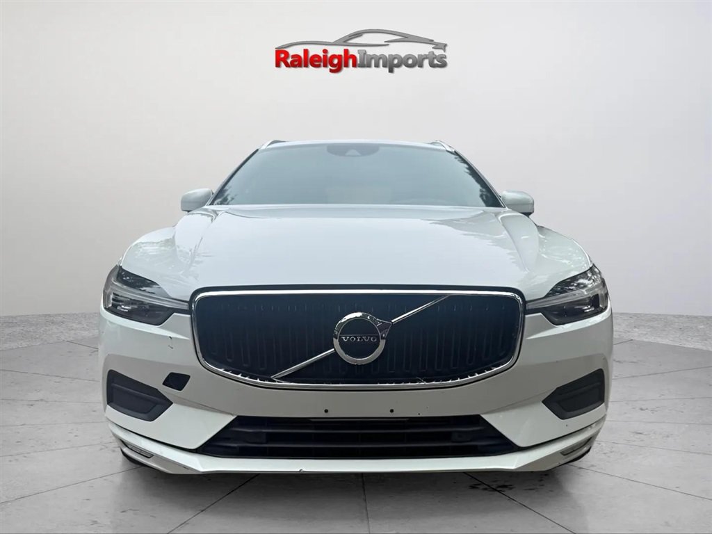 Used 2021 Volvo XC60 T5 Momentum w/ Premium Package AWD/4WD image 8