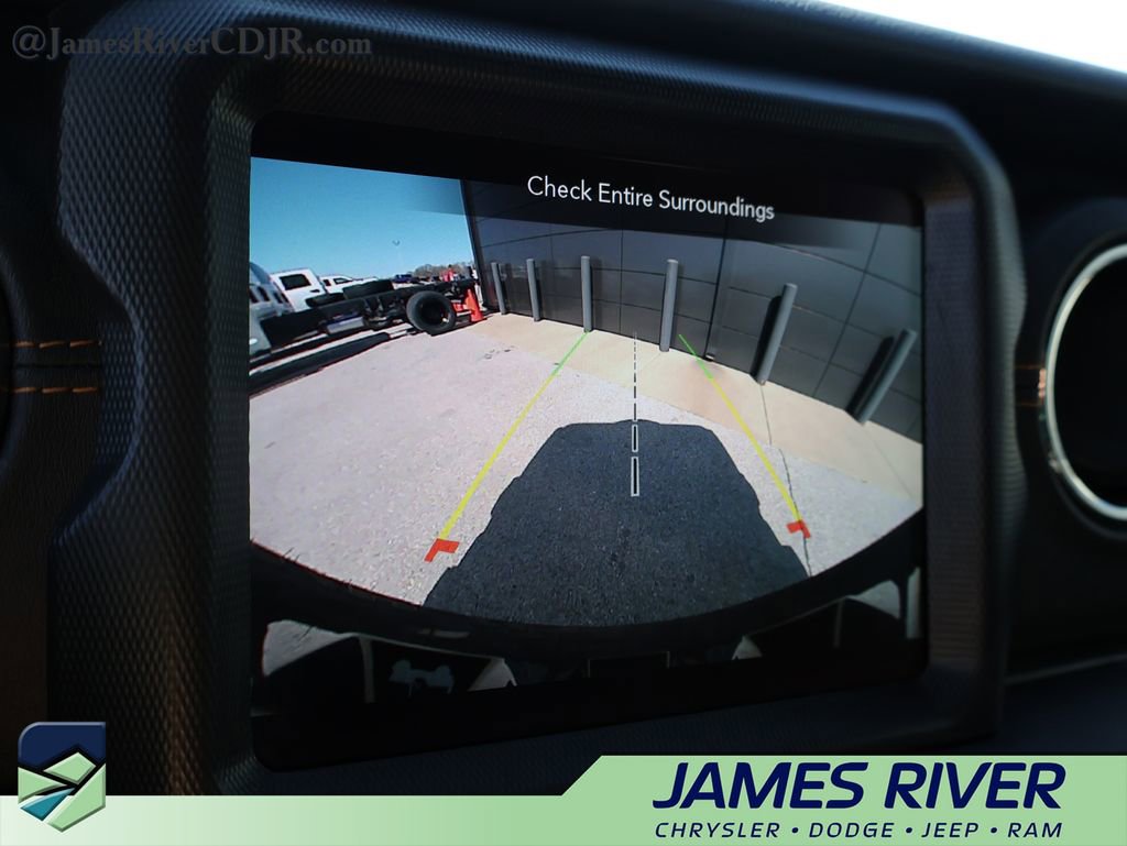 Used 2023 Jeep Wrangler Altitude image 33