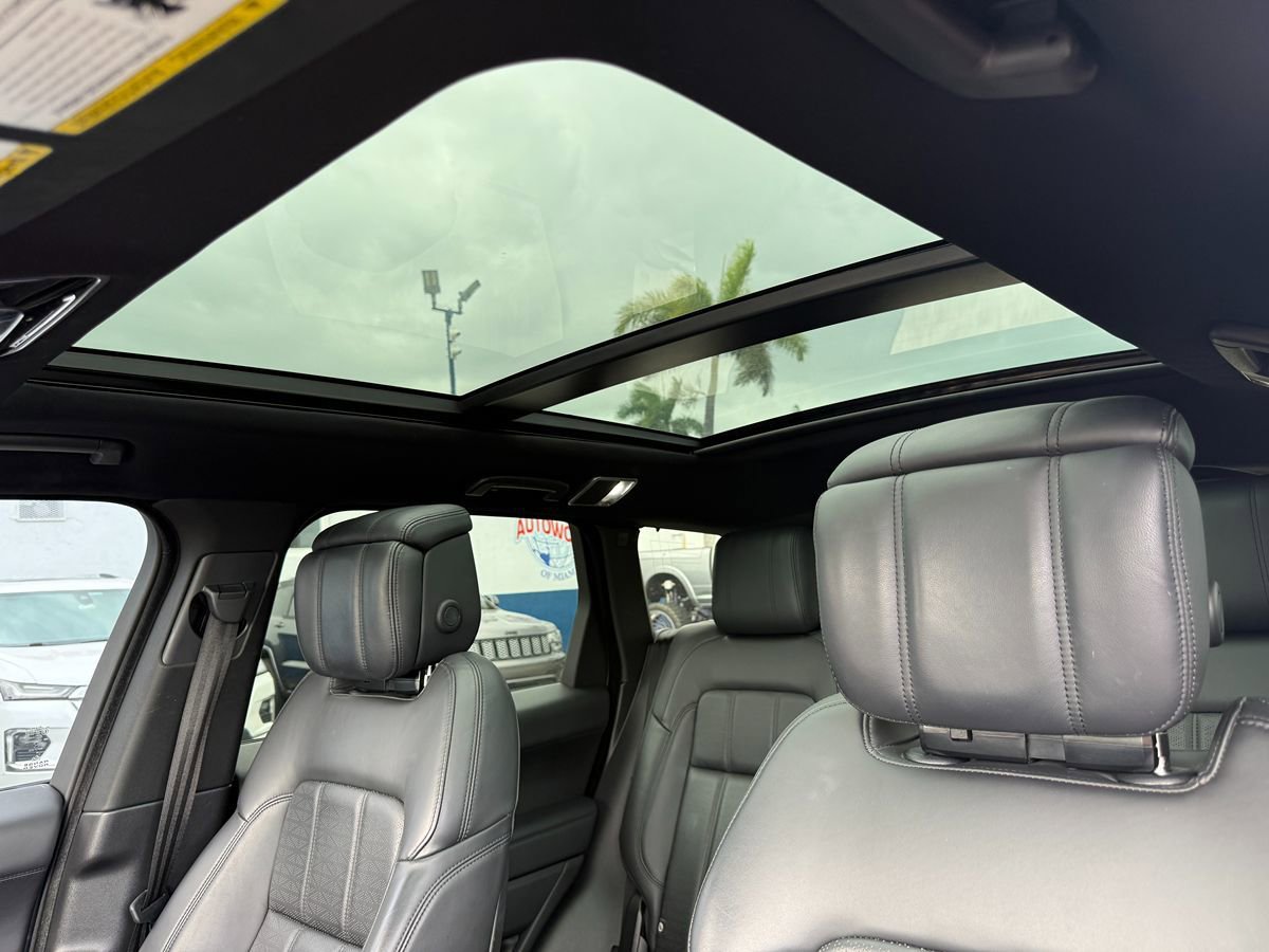 Used 2018 Land Rover Range Rover Sport HSE Dynamic AWD/4WD image 28