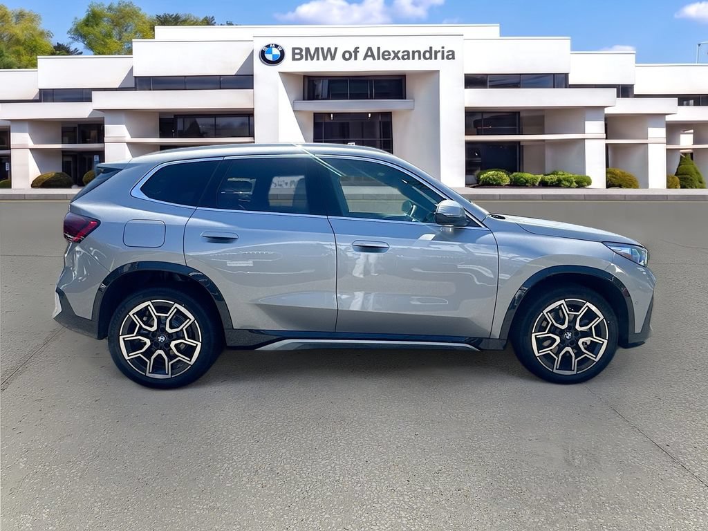 Used 2026 BMW X1 xDrive28i w/ Technology Package AWD/4WD image 8