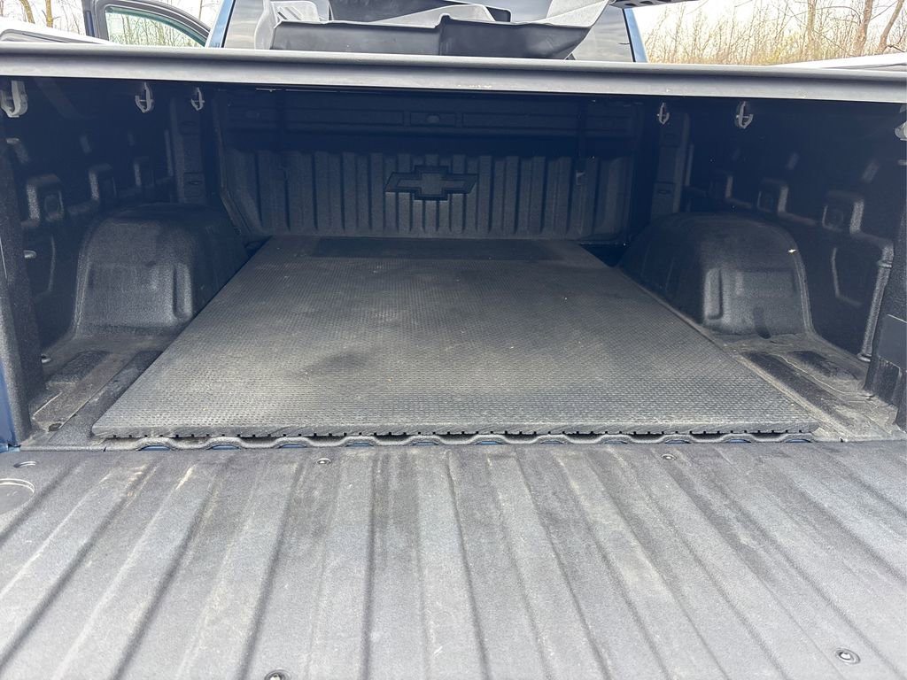 Used 2020 Chevrolet Silverado 1500 LT w/ All-Star Edition image 16