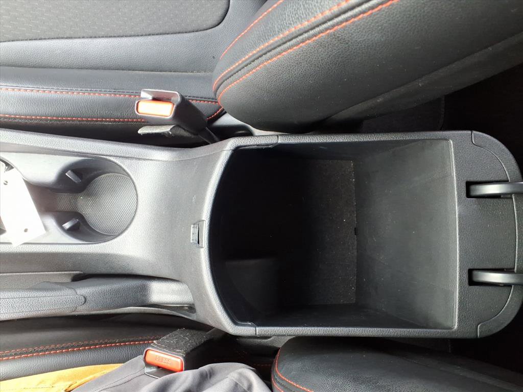 Used 2020 Hyundai Veloster Turbo FWD image 17