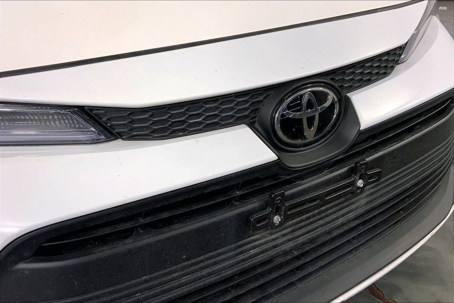 Used 2025 Toyota Corolla LE FWD image 28