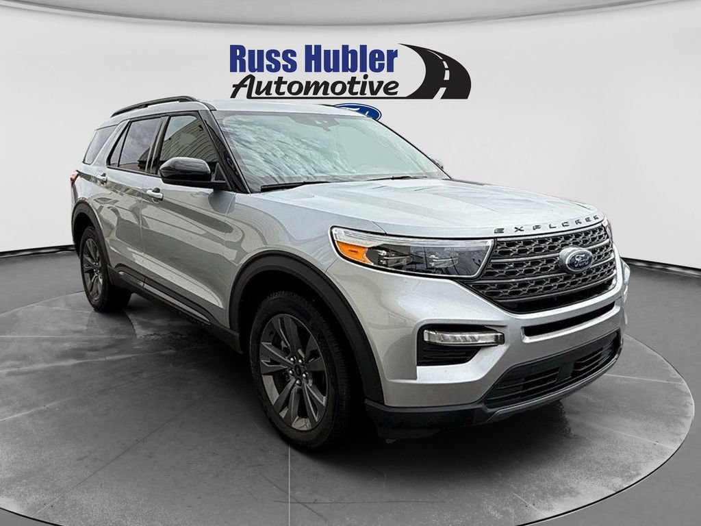 Used 2023 Ford Explorer XLT w/ Equipment Group 202A AWD/4WD image 8