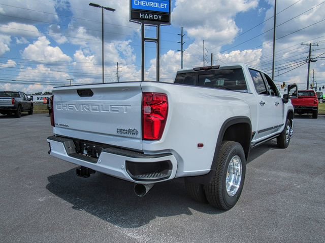 New 2026 Chevrolet Silverado 3500 High Country w/ Technology Package image 4