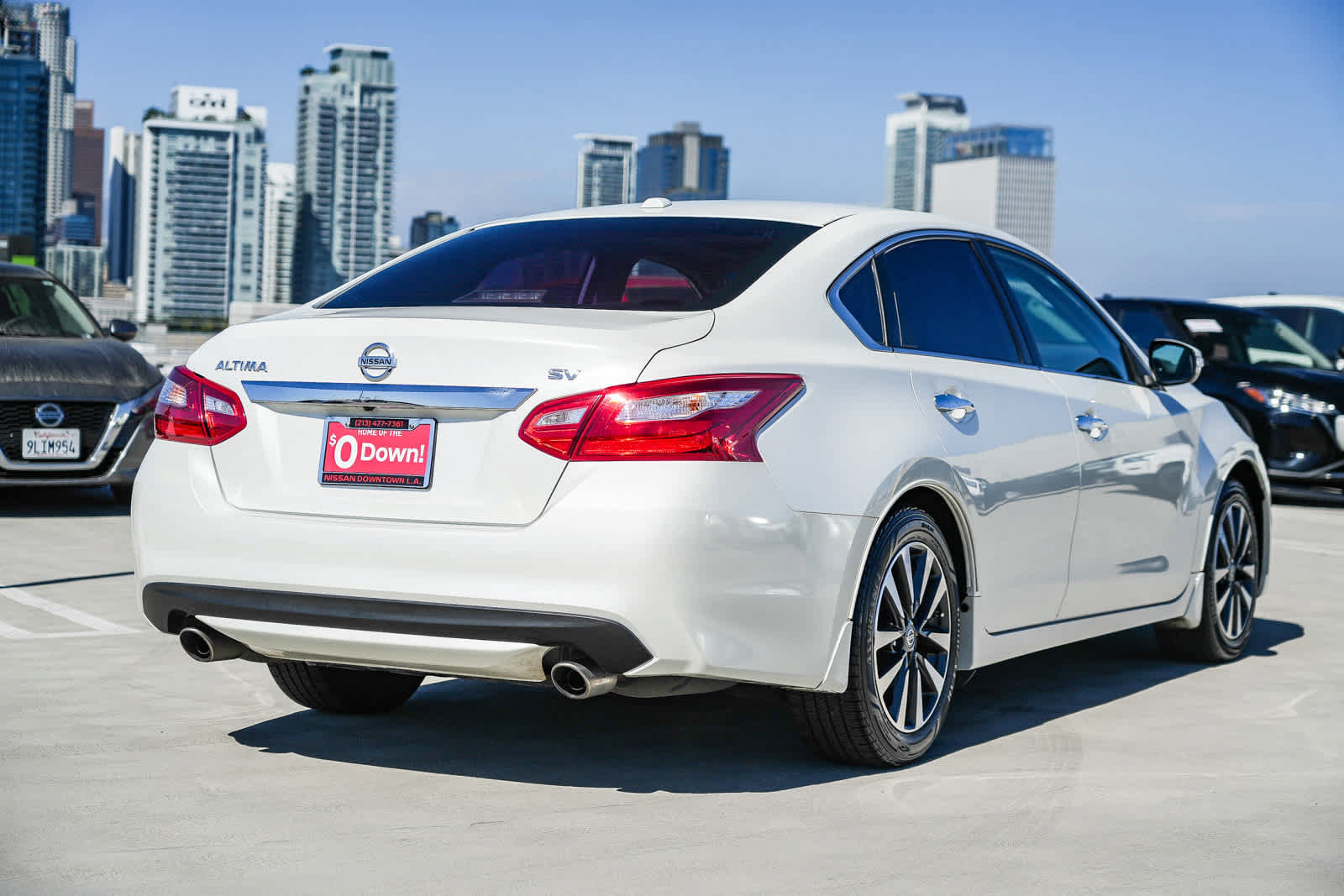 Used 2016 Nissan Altima 2.5 SV w/ Convenience Package FWD image 6