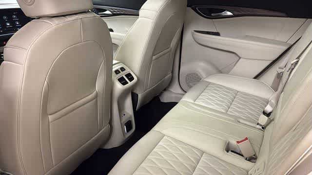 Used 2023 Buick Envision Avenir AWD/4WD image 9