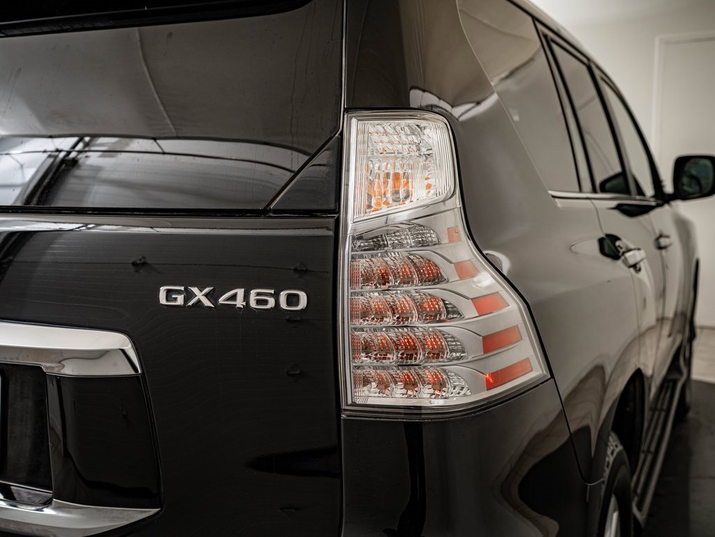 Used 2023 Lexus GX 460 Premium w/ Premium Package image 9