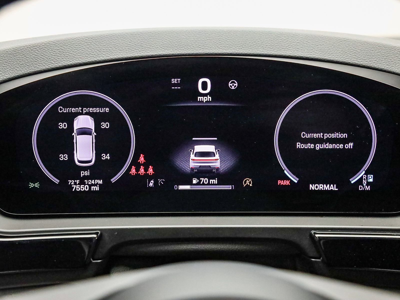 Certified 2025 Porsche Cayenne image 28