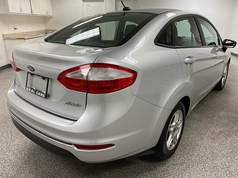 Used 2019 Ford Fiesta SE image 5