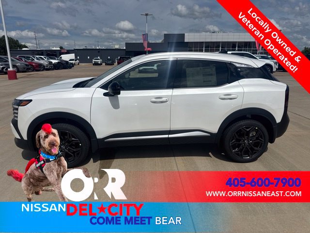 New 2026 Nissan Kicks SR w/ SR Premium Package FWD image 2