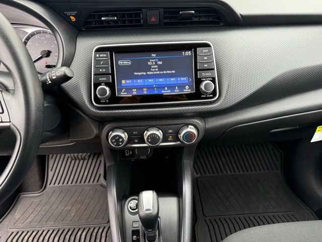 Used 2025 Nissan Kicks Play S FWD image 21