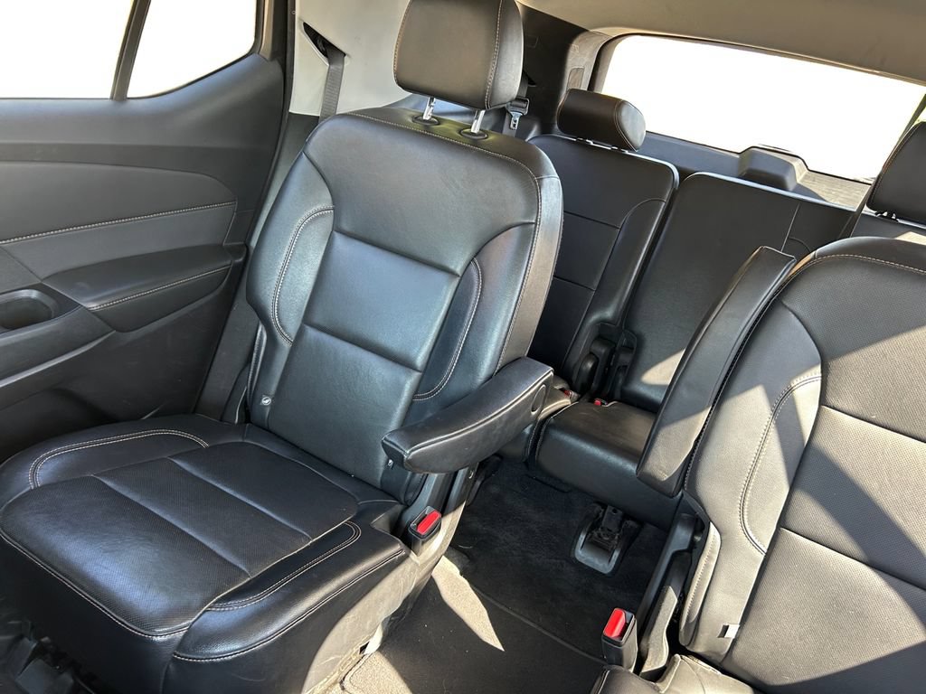 Used 2019 Chevrolet Traverse Premier w/ Redline Edition AWD/4WD image 14