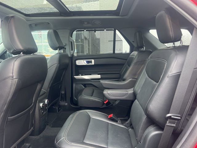 Used 2023 Ford Explorer Limited w/ Limited Technology Package image 19