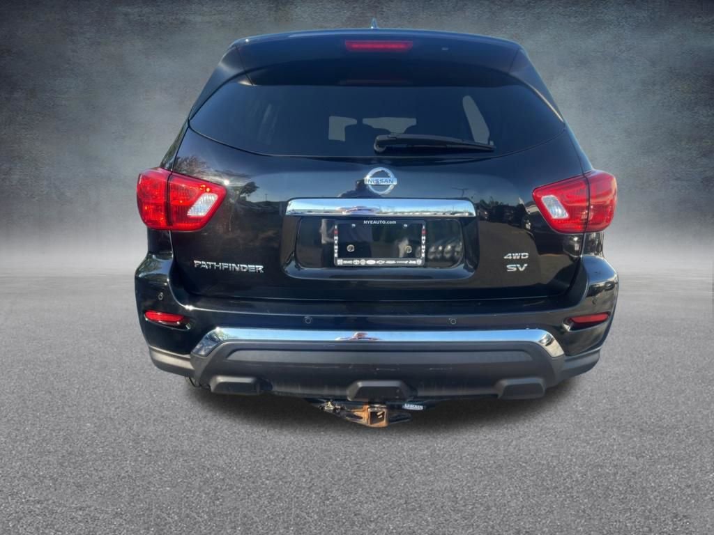 Used 2019 Nissan Pathfinder SV AWD/4WD image 4