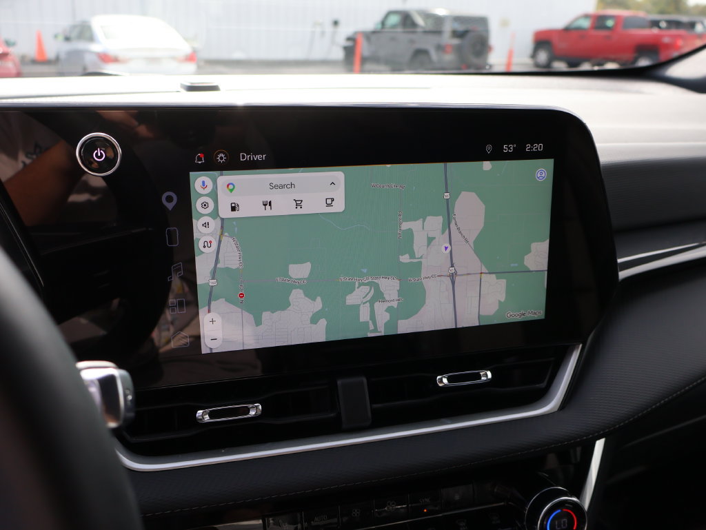 Used 2026 Chevrolet Equinox LT w/ Convenience Package II FWD image 33