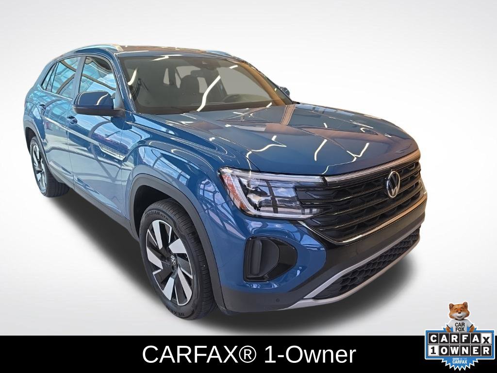 Used 2026 Volkswagen Atlas Cross Sport SE FWD image 2
